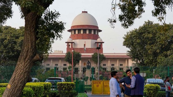 EC Tells SC 95 Voters In Tamil Nadu 99 in Bengal Issued Forms