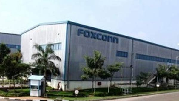 Foxconn s Bengaluru iPhone Plant Hires 30 000 Workers in Just Nine Months
