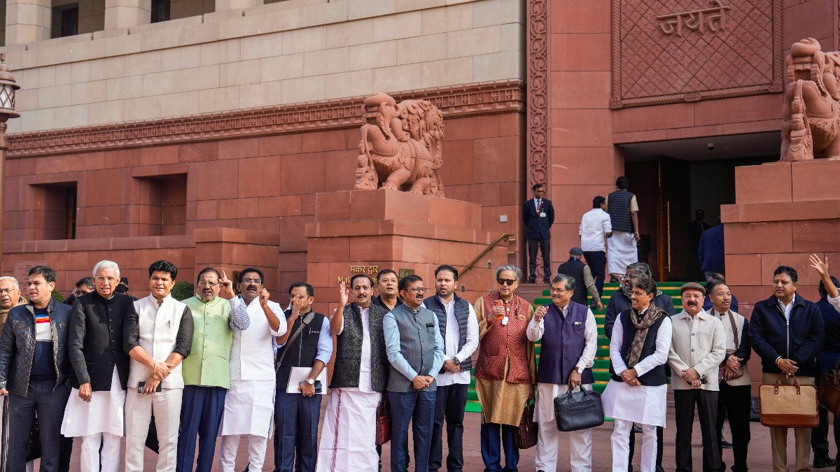 Abtak.com - Politics - News Image