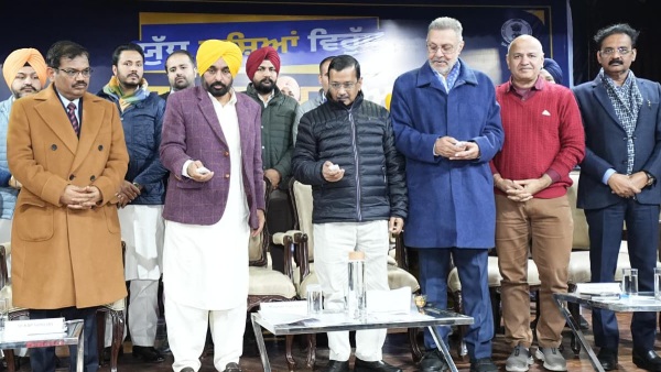 Arvind Kejriwal Bhagwant Singh Mann Arvind Kejriwal Bhagwant Singh Mann