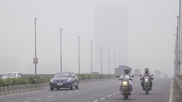 Mumbai Air Quality Remains Unhealthy Chembur Shell Colony In Severe AQI Category