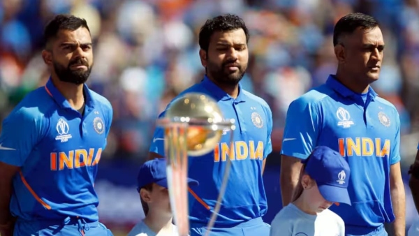 Dhoni On Virat and Rohit