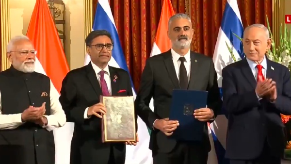 India-Israel MoU signed India-Israel MoU signed