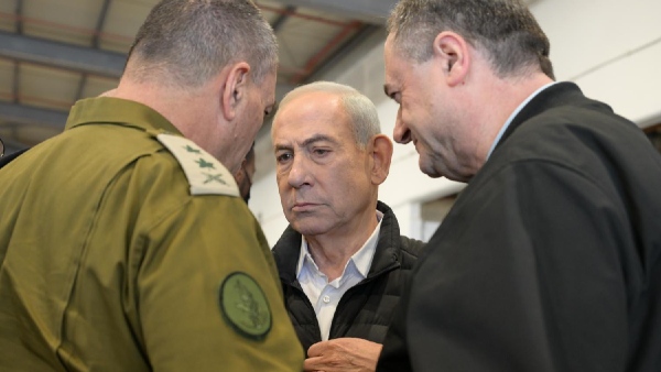 Benjamin Netanyahu Threatens Hezbollah