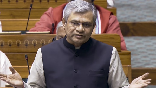 Chennai To Bengaluru In 73 Through Bullet Train Says Ashwini Vaishnaw Netizens Says Distant Dream Chennai To Bengaluru In 73 Through Bullet Train Says Ashwini Vaishnaw Netizens Says Distant Dream