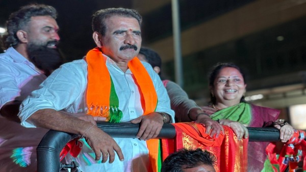 Kerala HC Pulls Up ECI Over BJP Leader s No Hindu MLA Remark in Guruvayur Kerala HC Pulls Up ECI Over BJP Leader s No Hindu MLA Remark in Guruvayur