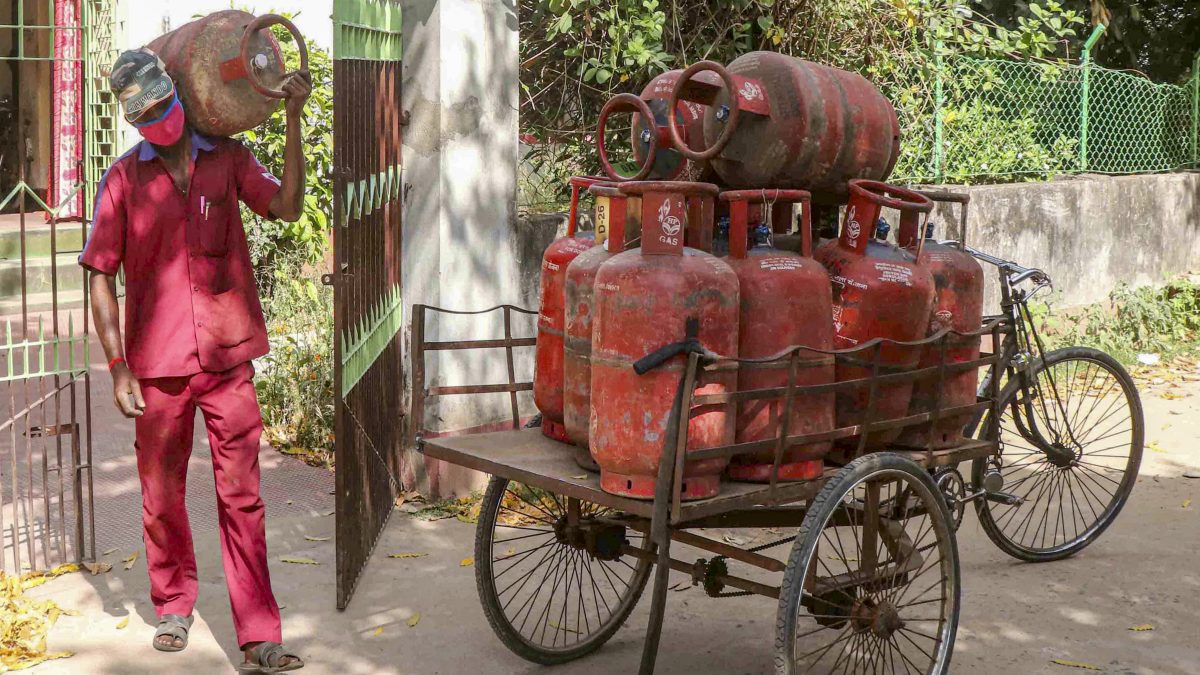 As LPG Gas Shortage Bites, Thieves Make