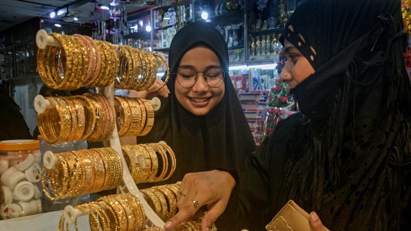 Gold Rate In Chennai amp amp Madurai Today - April 16 Yellow Metal Stays Elevated Amid Global Cues