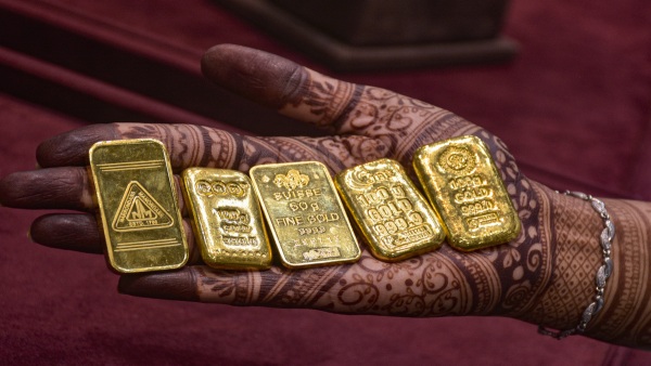 Chennai Gold Rate Today - April 24 22K Around 14020 Know Which Jewellery Shop Offers Gold At Cheaper Price