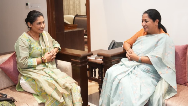 Mithali Raj and Delhi Chief Minister Rekha Gupta