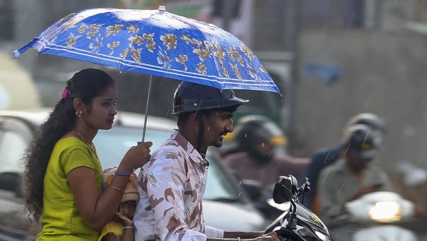 Chennai Weather TN Capital Wakes Up To Pleasant Rains More Showers Likely In The Evening Chennai Weather TN Capital Wakes Up To Pleasant Rains More Showers Likely In The Evening