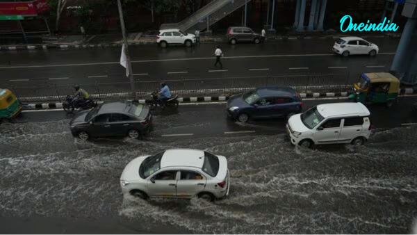 IMD Issues Heavy Rain Alert IMD Issues Heavy Rain Alert