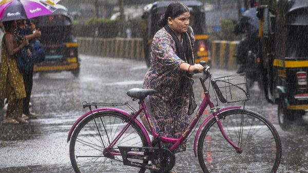 Mumbai Monsoon Arrives IMD Declares Onset Amid Massive June Rain Deficit Mumbai Monsoon Arrives IMD Declares Onset Amid Massive June Rain Deficit