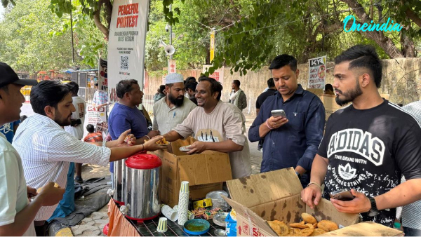 Food Served At Jantar Mantar Food Served At Jantar Mantar