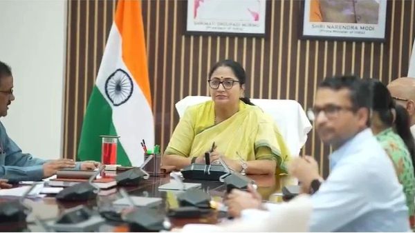 Delhi government sets up cooling zones for NEET candidates Delhi government sets up cooling zones for NEET candidates