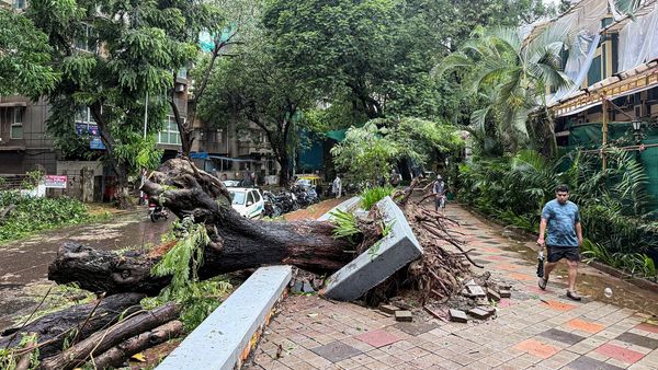Heavy rain warning issued for Mumbai city region