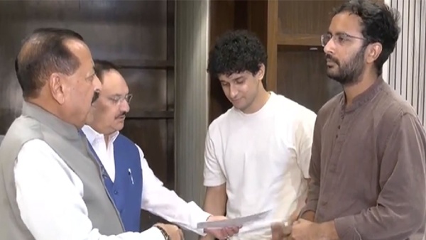 Union Ministers JP Nadda Jitendra Singh with CJP spokespersons Saurabh Das Ashutosh Ranka