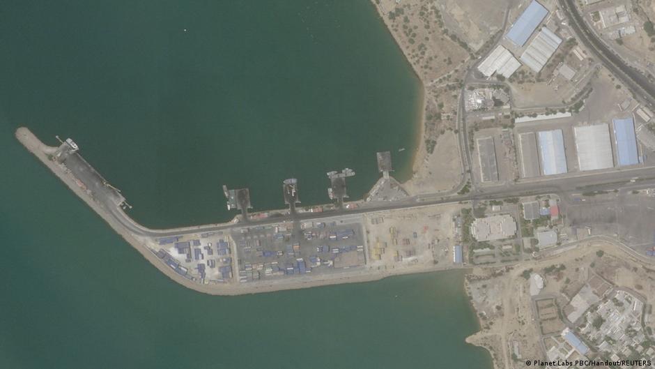 Media reported the US wants Iran to stop attacks on vessels in the crucial Strait of Hormuz Media reported the US wants Iran to stop attacks on vessels in the crucial Strait of Hormuz