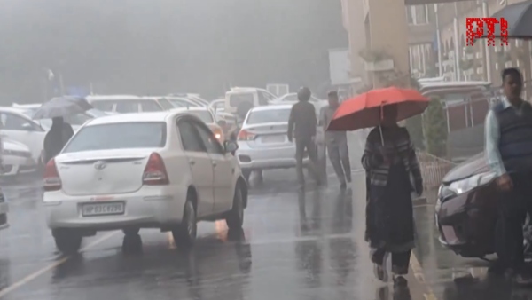 Himachal on Edge as Monsoon Wreaks Havoc 46 Roads Shut Power Grid Hit Himachal on Edge as Monsoon Wreaks Havoc 46 Roads Shut Power Grid Hit