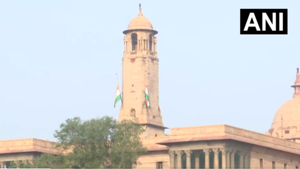 Indian Flag Fly Half-Mast As Country Mourns Death of Qatar s Father Amir Sheikh Hamad Indian Flag Fly Half-Mast As Country Mourns Death of Qatar s Father Amir Sheikh Hamad