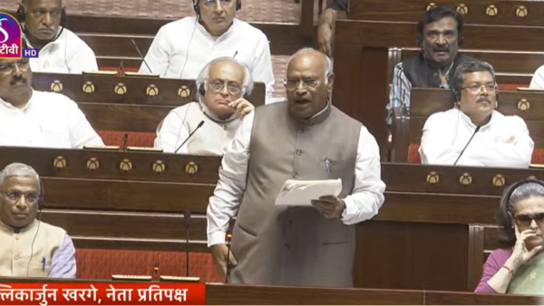 Opposition Seeks Amit Shah s Reply