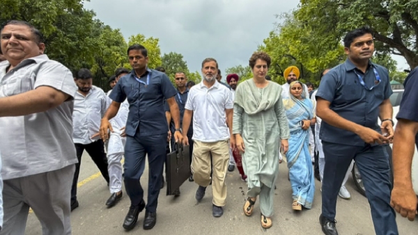Priyanka Gandhi Rahul Gandhi leading protest Priyanka Gandhi Rahul Gandhi leading protest