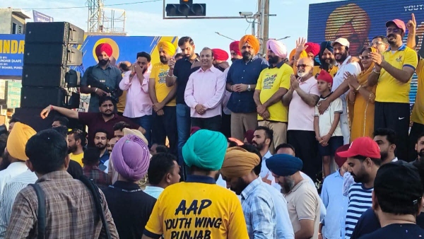 Bathinda Sees 20 000 At Youth Run Bathinda Sees 20 000 At Youth Run