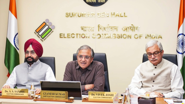 Election Commission Rift Two Election Commissioners Objected 14 Times In 10 Months Over SIR Decisions