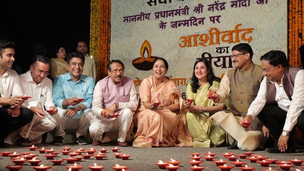 CM Rekha Gupta Light Up Diya PM s Birthday