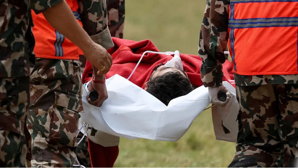Nepal Worker Trapped Nepal Worker Trapped