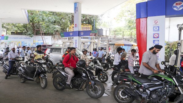 Petrol Diesel Price Hike On The Cards Indian Crude Basket Surges To 128 80 Petrol Diesel Price Hike On The Cards Indian Crude Basket Surges To 128 80