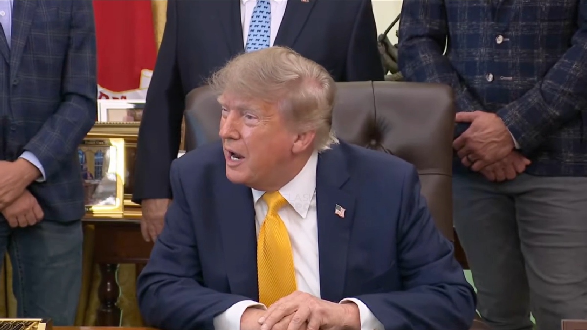 Trump Threatens Iran Over Pickaxe Mountain