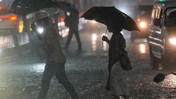 Chennai Weather Heavy Rains Lash City Chengalpattu More Showers Likely Over Weekend