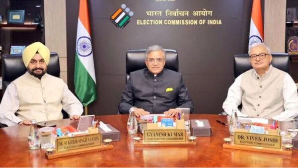 42 Former Judges Back ECI