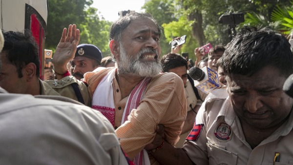 Protestors Detained in Delhi