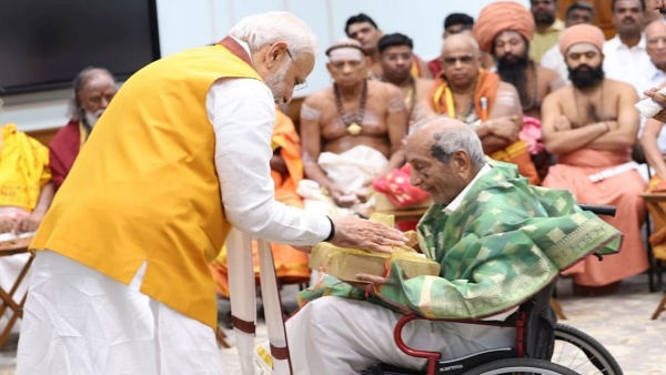 PM Modi Condoles Death of Vummidi Ethiraj Jeweller Instrumental in Crafting Sengol