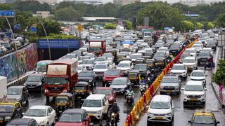 Mumbai Weather: IMD Sound Orange Alert; Major Airlines Warn of Cascading Delays