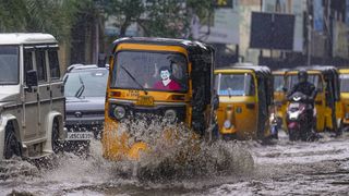 Tamil Nadu Weather: Chennai OnYellow Alert as Heavy Rain to Hit 16 Dists Today, 26 Tomorrow