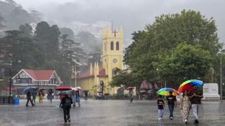 Himachal Pradesh Weather: Heavy Rain Alert For Kangra, Shimla, Mandi Dists