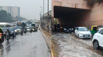 Rain Alert: ಬೇಸಿಗೆ ಮಳೆಗೆ ಬೆಂಗಳೂರಿನ ಕೆಲವೆಡೆ ಸಂಚಾರ ಅಸ್ತವ್ಯಸ್ತ, ಮಾ.21ರವರೆಗೂ ಮಳೆ