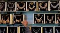 Gold Rate Today: ಆಭರಣ ಪ್ರಿಯರಿಗೆ ಬಂಪರ್ ಆಫರ್: ಬೆಂಗಳೂರಲ್ಲಿ ಚಿನ್ನ, ಬೆಳ್ಳಿ ಬೆಲೆ ಭಾರೀ ಕುಸಿತ, ಇಂದಿನ ದರ ಇಲ್ಲಿ ತಿಳಿಯಿರಿ
