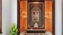 Vastu Tips For Pooja Room: ಪೂಜಾ ಕೋಣೆಗೆ ಬಾಗಿಲು ಇರಬೇಕಾ? ವಾಸ್ತು ಶಾಸ್ತ್ರ ಏನು ಹೇಳುತ್ತದೆ