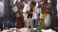 DK Shivakumar: ಅಣ್ಣಮ್ಮನಿಗೆ ಚೀಲದ ತುಂಬಾ ಚಿಲ್ಲರೆ ದಕ್ಷಿಣೆ ಹಾಕಿದ ಸಿಎಂ ಡಿಕೆಶಿ: ದೇವಸ್ಥಾನದಲ್ಲಿ ಶುಭ ಸೂಚನೆ