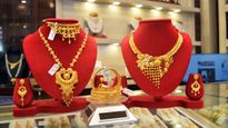 Gold Rate Today: ಚಿನ್ನ ಖರೀದಿಸುವವರಿಗೆ ಮತ್ತೆ ಸಿಹಿಸುದ್ದಿ; ಬೆಂಗಳೂರಿನಲ್ಲಿ ಇಂದಿನ ರೇಟ್ ಕೇಳಿದ್ರೆ ಖಂಡಿತ ಖುಷಿ ಪಡ್ತೀರಿ