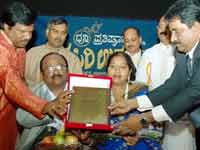 Somshekhar couple felicitated in Dubai