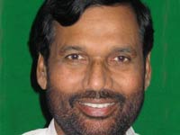 Paswan demands 10% quota for Muslims Paswan demands 10% quota for Muslims