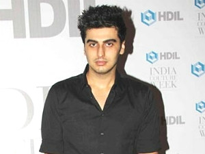 Sakshi Khanna Sakshi Khanna