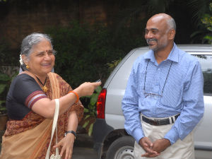 Sudha Murthy and Dr KN Ganeshaiah Sudha Murthy and Dr KN Ganeshaiah