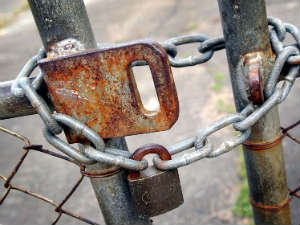 Karnataka Soon shut more than 3,000 schools Karnataka Soon shut more than 3,000 schools