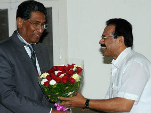 appoint-lokayukta-else-face-constitutional-crisis-hc appoint-lokayukta-else-face-constitutional-crisis-hc